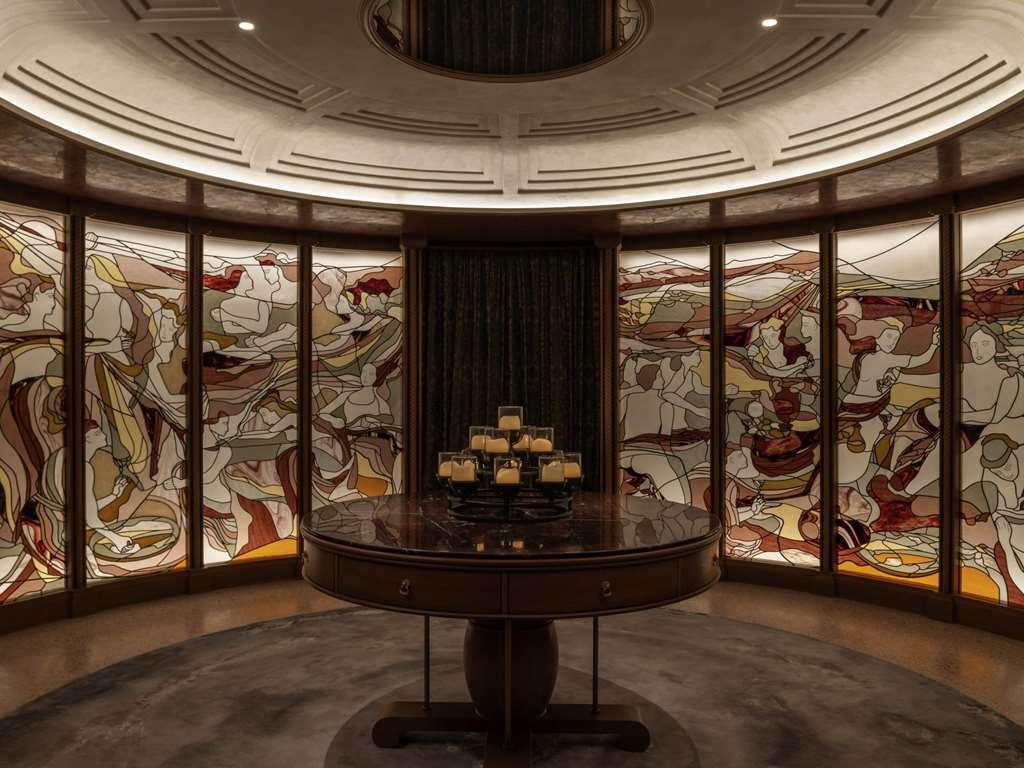 Mondrian Hong Kong Otel Restoran fotoğraf